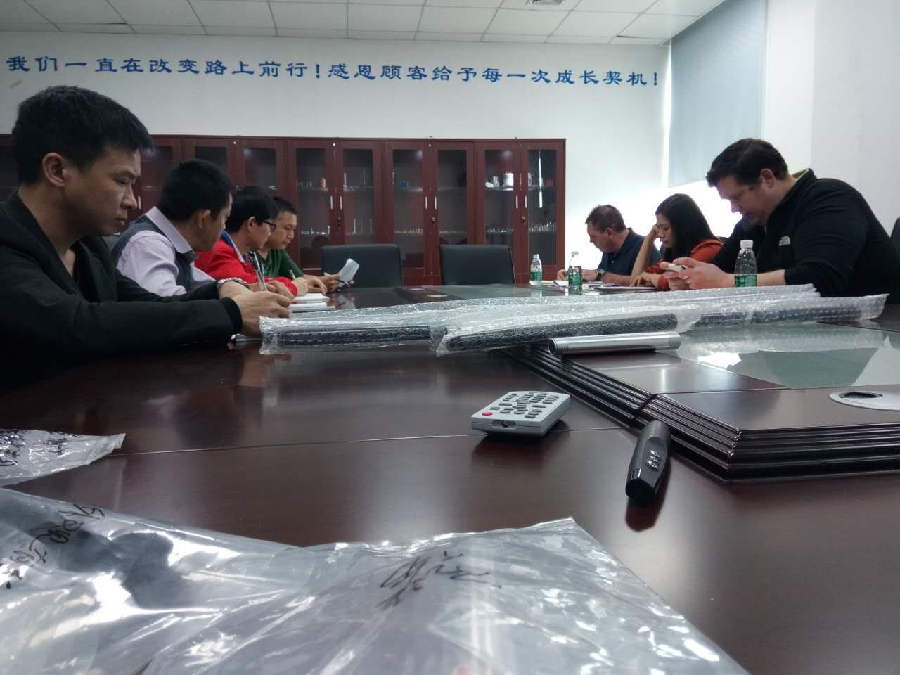 Talk  Ultrasonic scalpel with Customers 